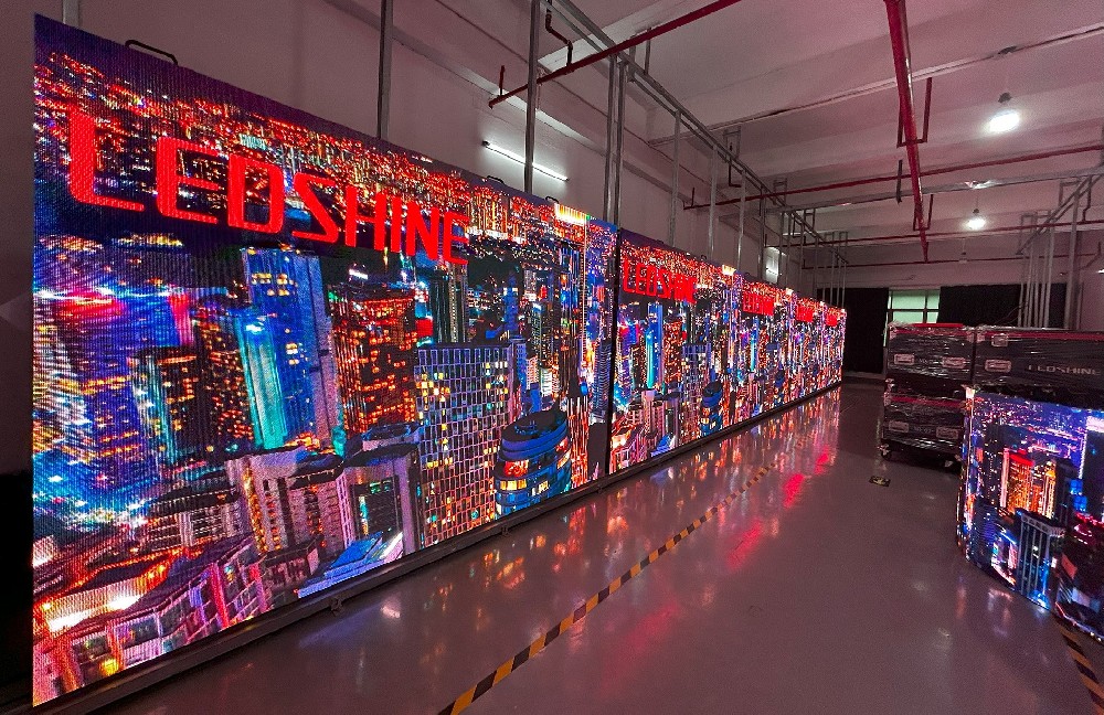 288sqm Wing-Pro P3.9mm outdoor black LEDs delivered to Europe. 